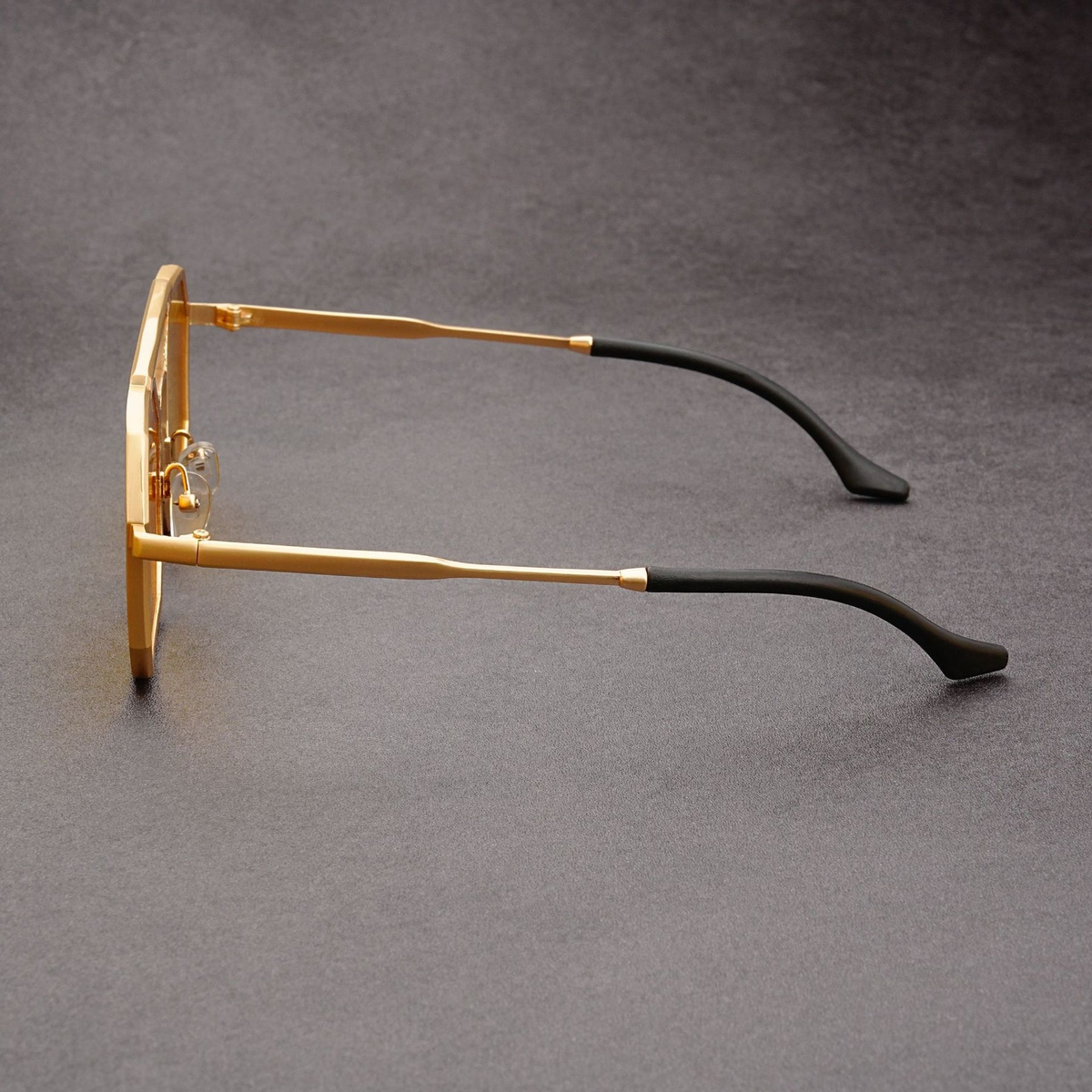 Vesper Lightweight Geometric Sunglasses | Emory & Blanc