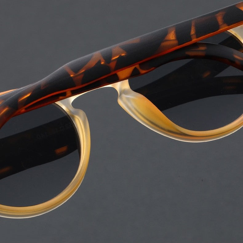 Auden Lightweight Round Sunglasses | Emory & Blanc
