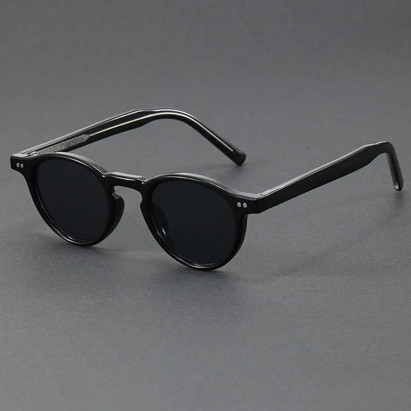 Auden Lightweight Round Sunglasses — Black | Emory & Blanc
