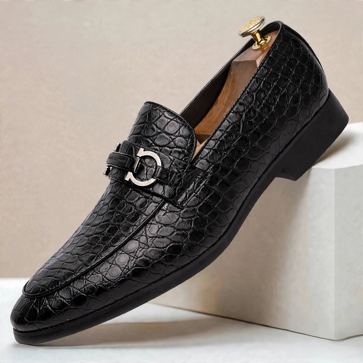Corbett — Black | Emory & Blanc