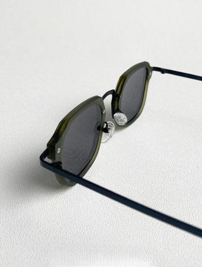 Dacre Lightweight Compact Sunglasses | Emory & Blanc