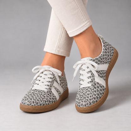 Darby Cushioned Walking Sneakers — Black Mix | Emory & Blanc