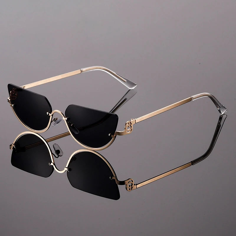 Delara Lightweight Cat-Eye Sunglasses — Midnight | Emory & Blanc