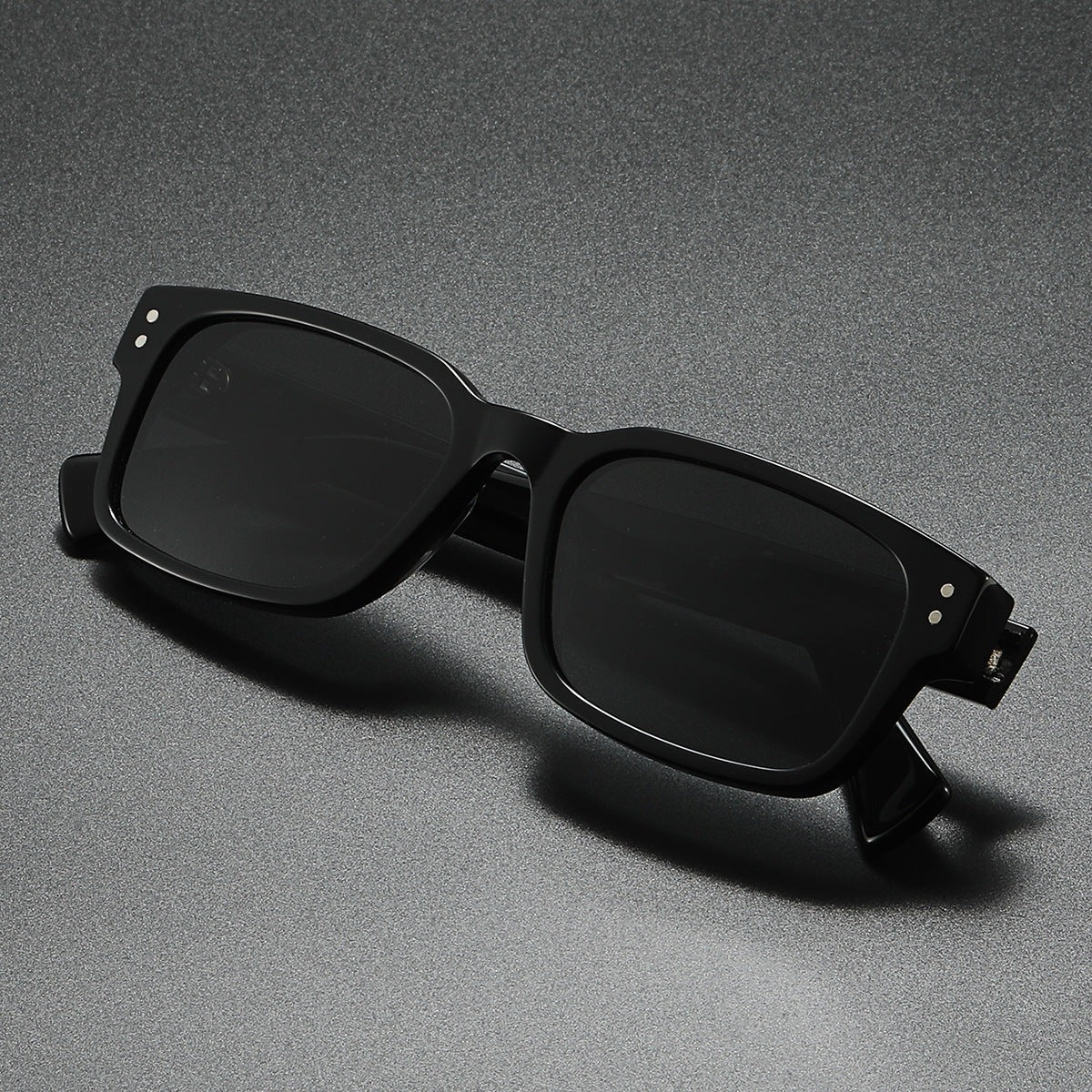 Eamon Everyday Square Sunglasses | Emory & Blanc