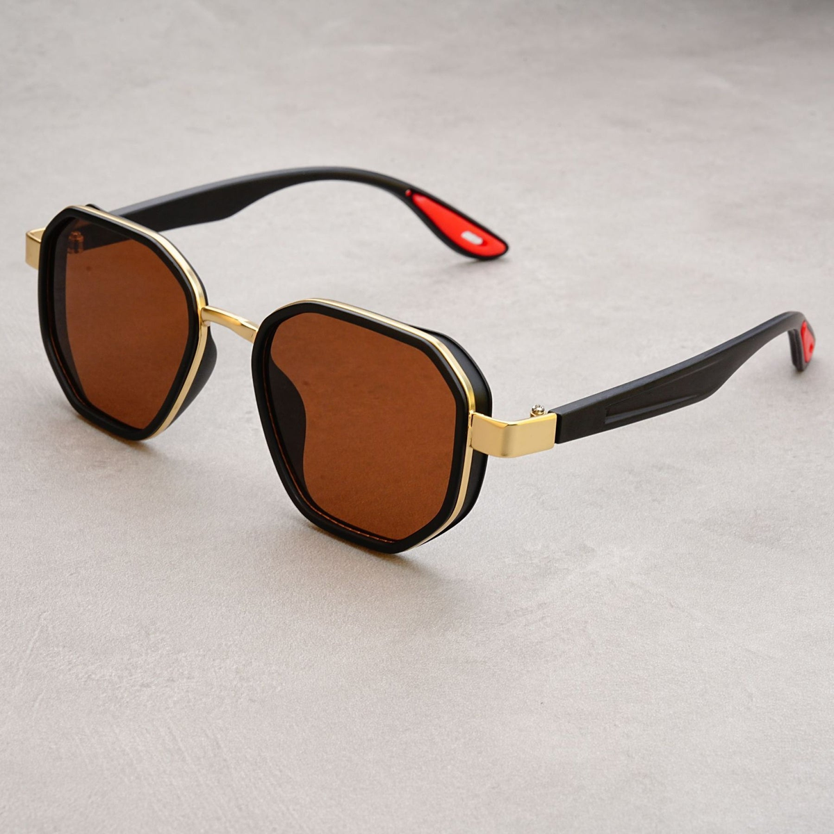 Elian Lightweight Faceted Sunglasses — Gold&Amber | Emory & Blanc