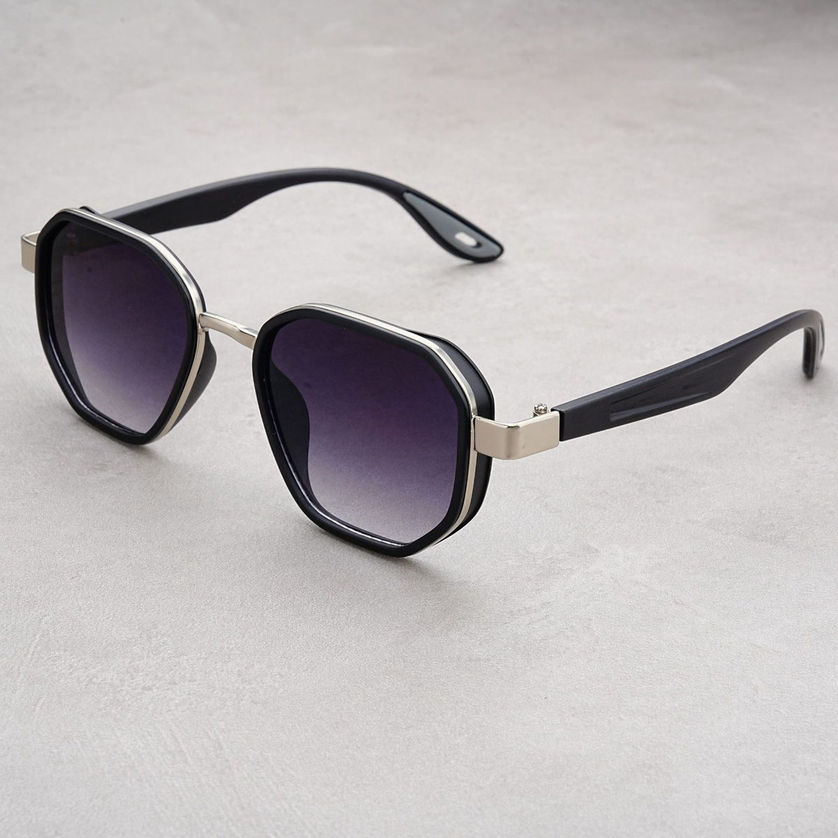 Elian Lightweight Faceted Sunglasses — Silver | Emory & Blanc