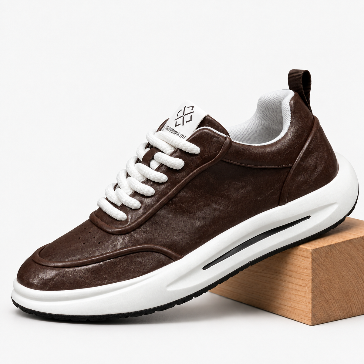 Hollis Men's Lightweight Rubber-Sole Sneakers | Emory & Blanc