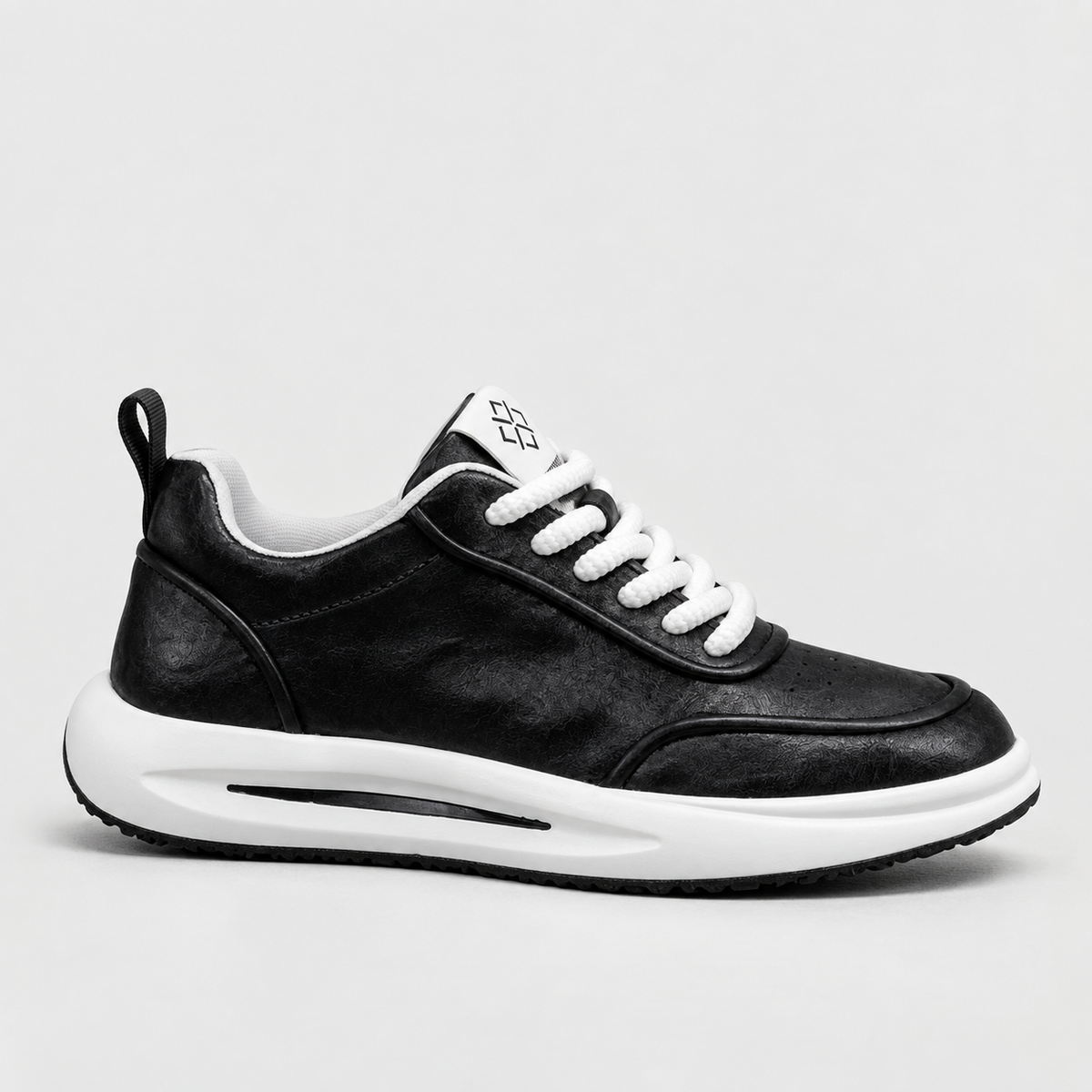 Hollis Men's Lightweight Rubber-Sole Sneakers — Black | Emory & Blanc