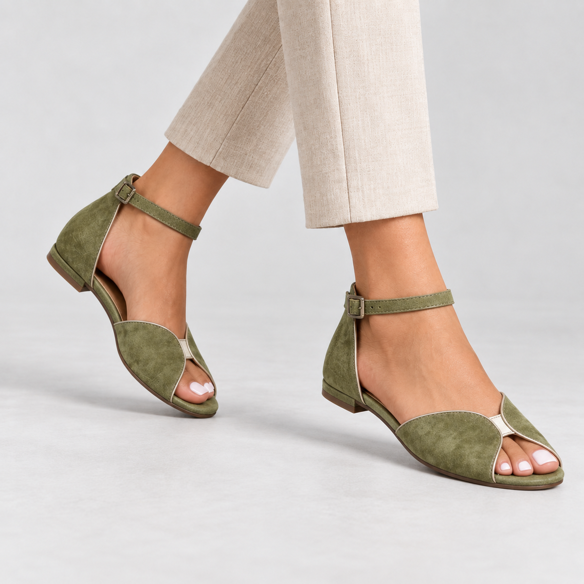 Inez Women's Cushioned Ankle-Strap Sandals | Emory & Blanc