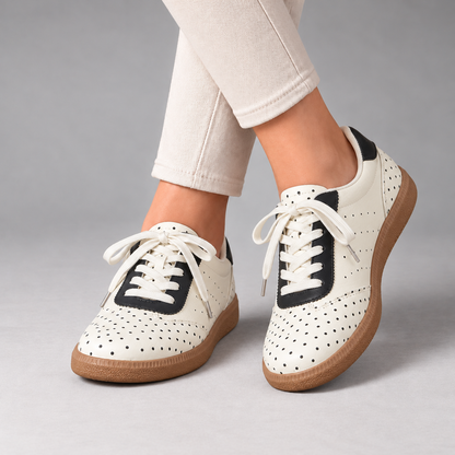 Isla Cushioned Lace-Up Walking Sneakers — Ivory / Black | Emory & Blanc