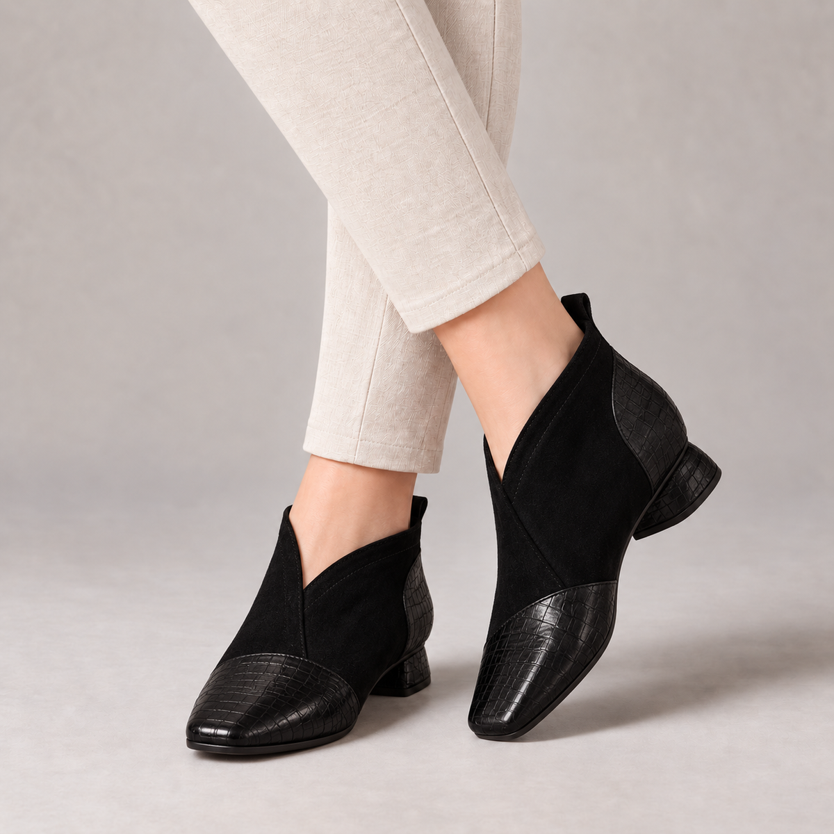 Leona Easy Pull-On Ankle Boots — Black | Emory & Blanc