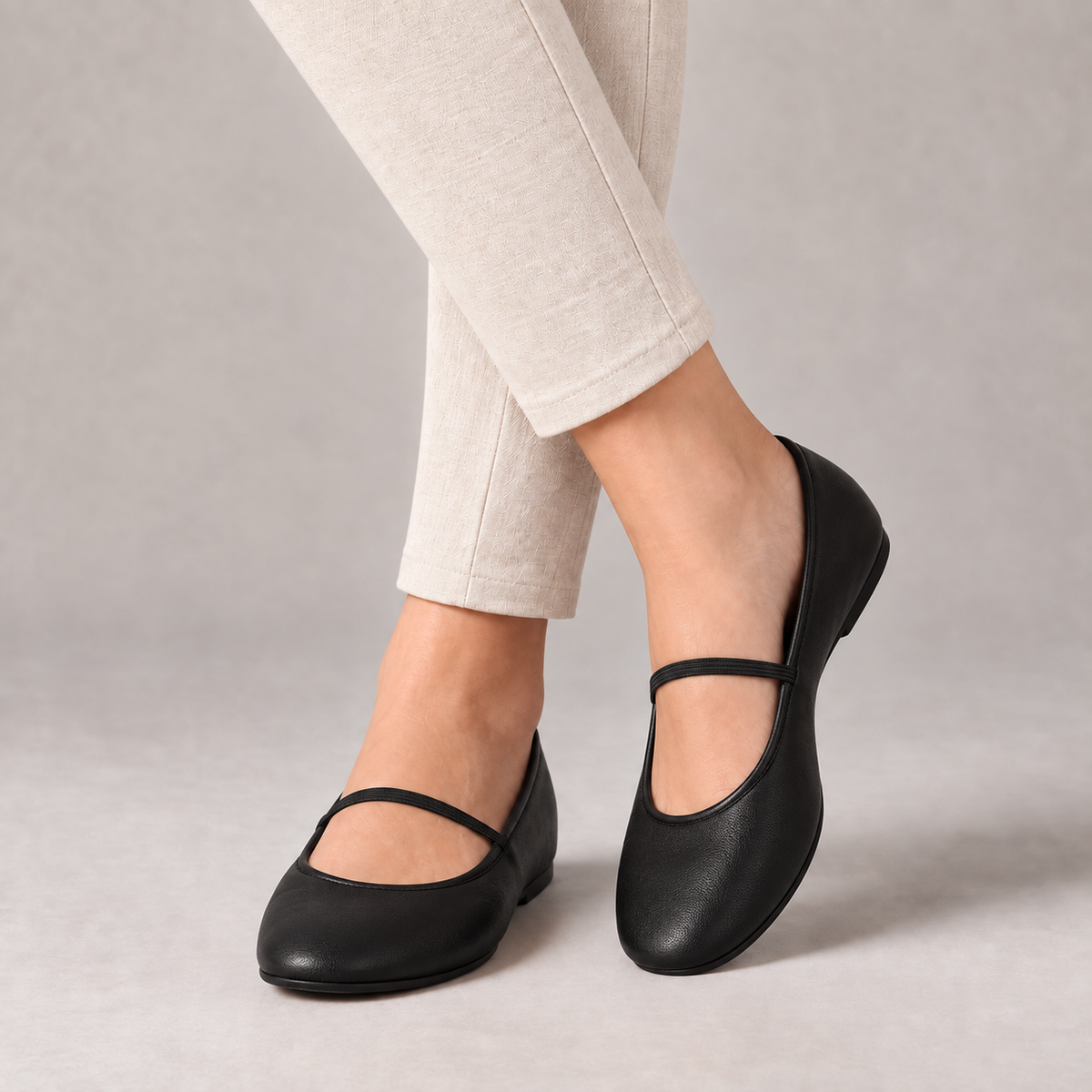 Lucia Women's Lightweight Microfiber Mary Jane Flats — Black | Emory & Blanc