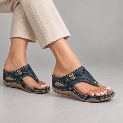 Maeve Women's Lightweight Everyday Shoes — Navy | Emory & Blanc