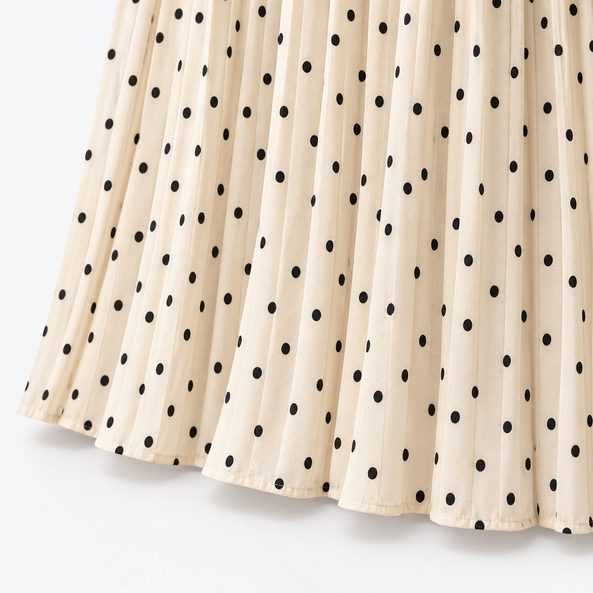 Noeline Soft Pleated Midi Skirt | Emory & Blanc