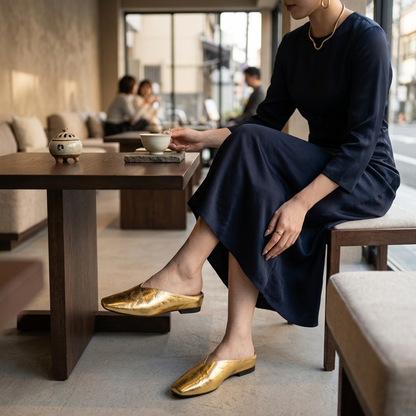 Noelle V-Cut Mule | Emory & Blanc