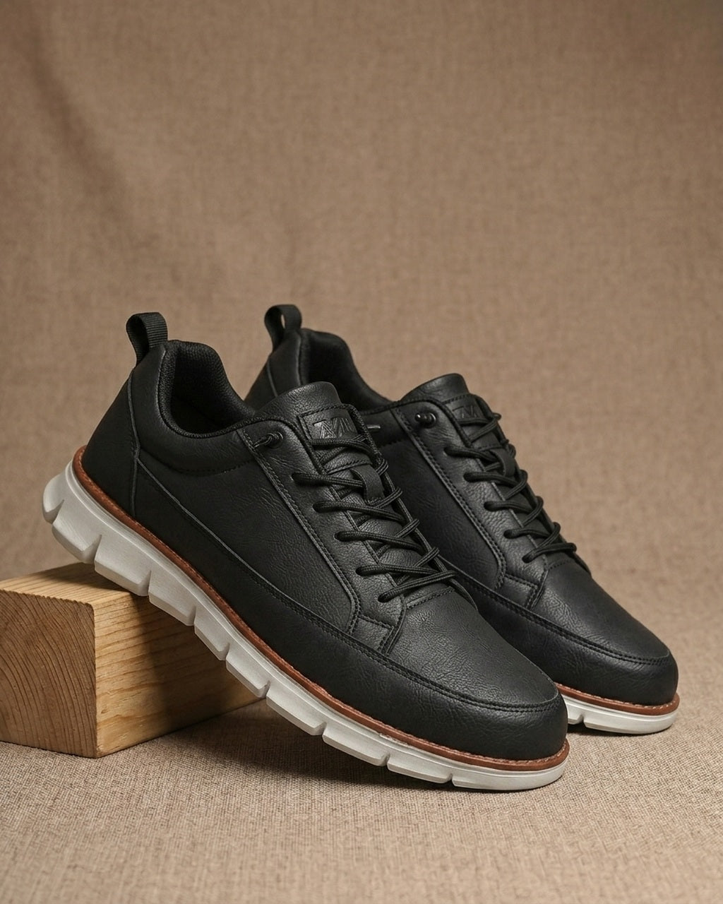 Emory & Blanc Pierre Sneaker Carbon Black continental-style variant image