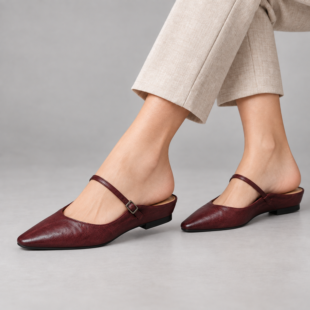 The Ella Pointed Mule | Emory & Blanc