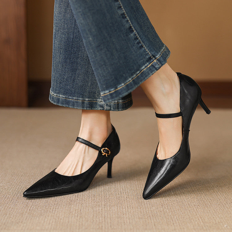 The Siena Pointed Pump - product image 10