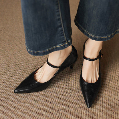 The Siena Pointed Pump - product image 11
